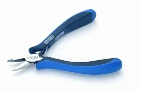 קטר מקצועי לאלקטרוניקה, עם לסתות דקות ושפה עם שיפוע עדין, תוצרת גרמניה, מבית SCHMITZ