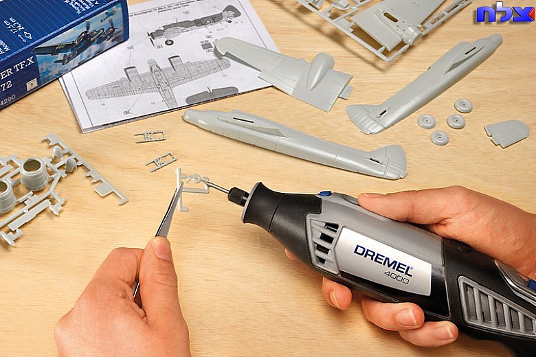 מולטיטול DREMEL דגם 4000JP (ציר גמיש + 65 אביזריםּ + 3 עזרים)