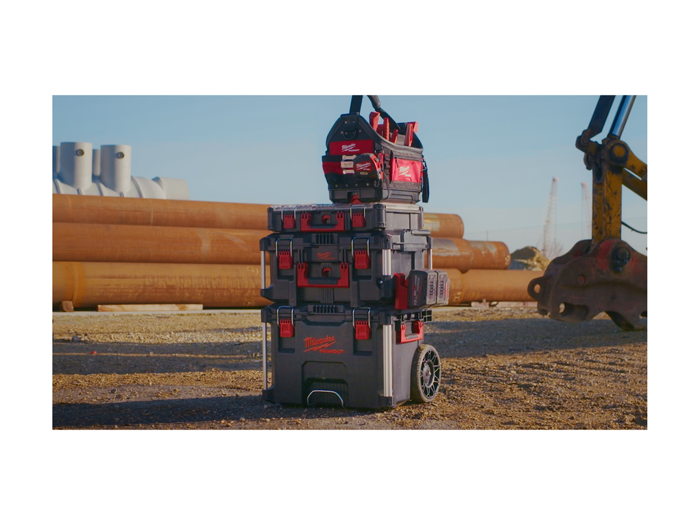 מתקן סוללות צדדי | MILWAUKEE PACKOUT M18