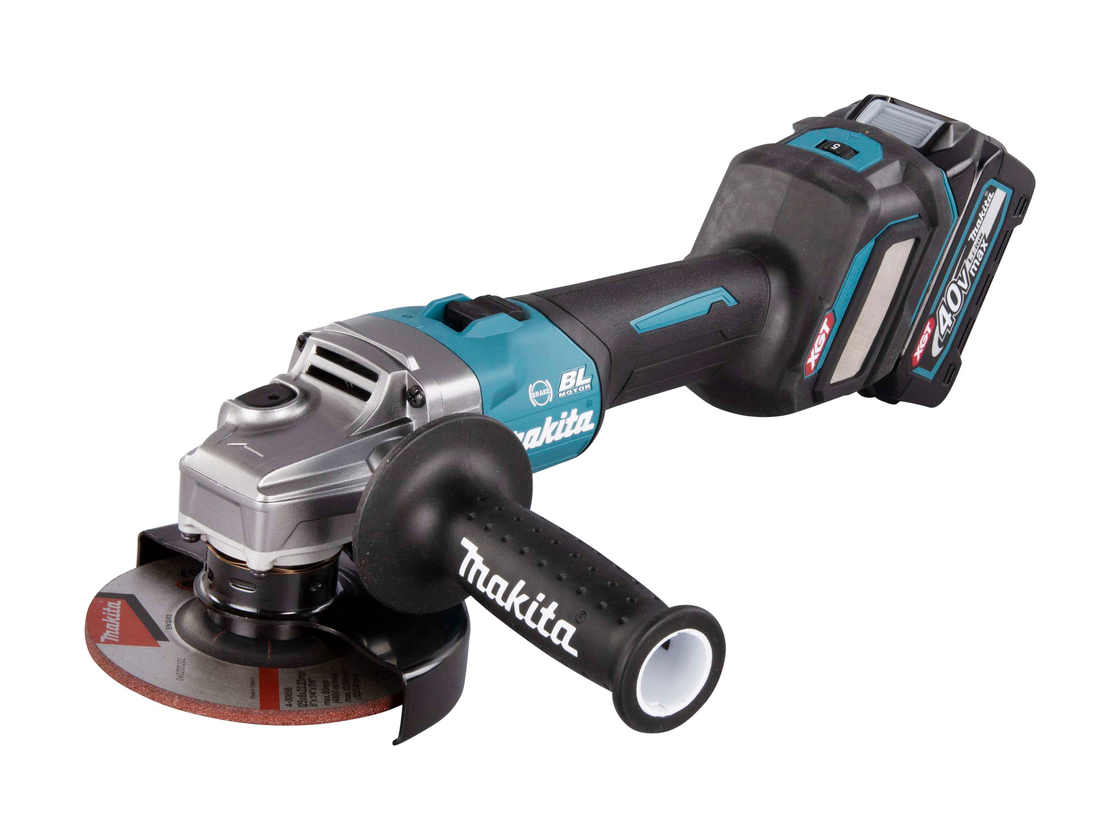 משחזת זווית נטענת 5'' דיסק 125 מ''מ 40V גוף בלבד GA023G MAKITA