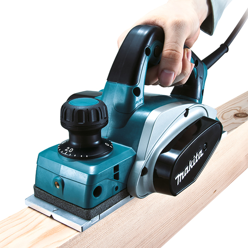 מקצוע חשמלי 82 מ''מ 620W KP0800 MAKITA