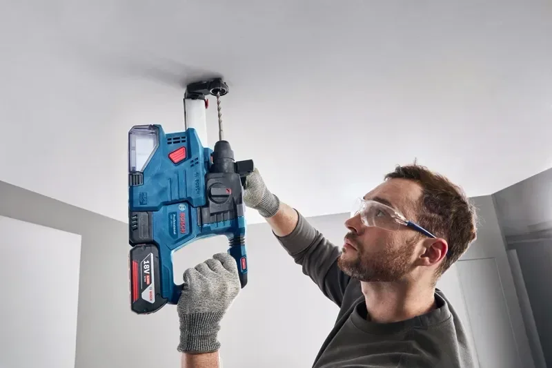 פטישון נטען BOSCH GBH 185LI (כולל סוללה 4.0Ah ומטען)