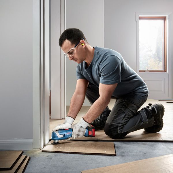 מולטיטול רב שימושי נטען BOSCH GOP 185-LI עם חיבור STARLOCK PLUS ומנוע ללא פחמים