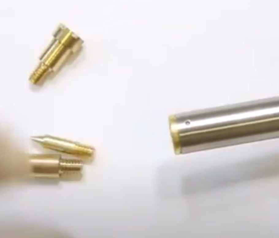 מלחם לצריבה בעץ חשמלי 30W + 7 ראשים 8065 ZICO